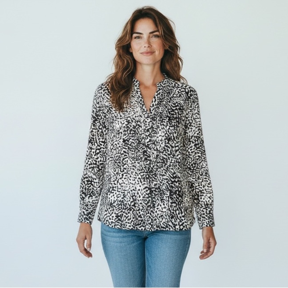 Merona Women’s Leopard Print Blouse Size L - Picture 3 of 8
